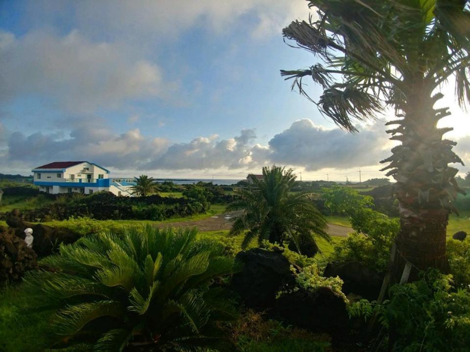 Hotel Amor Jeju Exterior photo
