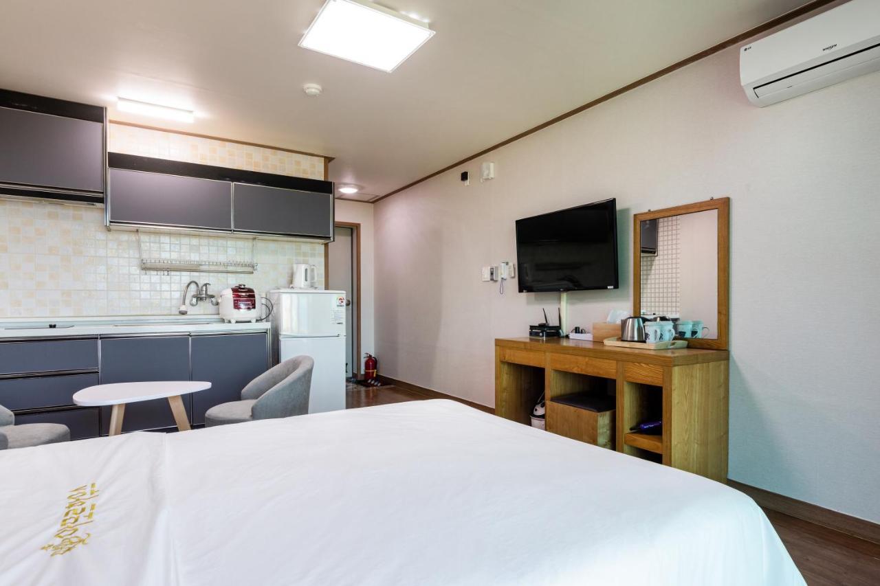 Hotel Amor Jeju Exterior photo